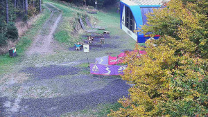 Skiareál Bílá - Lanovka - výstupní stanice - 19.10.2025 v 09:31