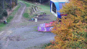 Skiareál Bílá - Lanovka - výstupní stanice - 21.10.2025 v 08:31