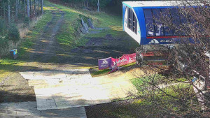 Skiareál Bílá - Lanovka - výstupní stanice - 14.11.2025 v 11:31 Skiareál Bílá - Lanovka - výstupní stanice - 14.11.2025 v 11:31