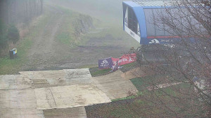 Skiareál Bílá - Lanovka - výstupní stanice - 15.11.2025 v 10:31 Skiareál Bílá - Lanovka - výstupní stanice - 15.11.2025 v 10:31