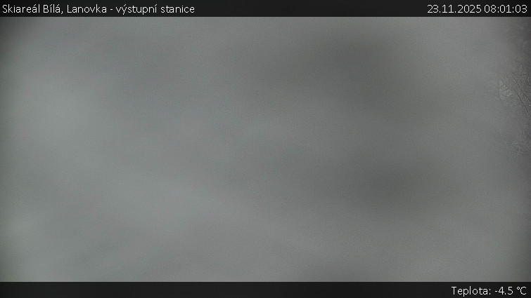 Skiareál Bílá - Lanovka - výstupní stanice - 23.11.2025 v 08:01