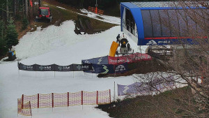 Skiareál Bílá - Lanovka - výstupní stanice - 8.12.2025 v 11:31