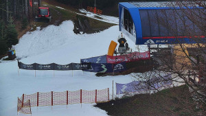 Skiareál Bílá - Lanovka - výstupní stanice - 8.12.2025 v 15:31
