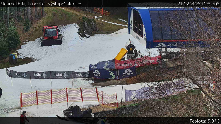 Skiareál Bílá - Lanovka - výstupní stanice - 21.12.2025 v 12:31