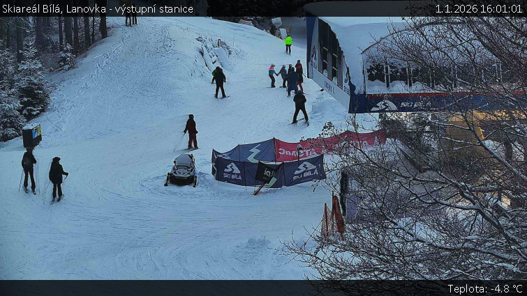 Skiareál Bílá - Lanovka - výstupní stanice - 1.1.2026 v 16:01
