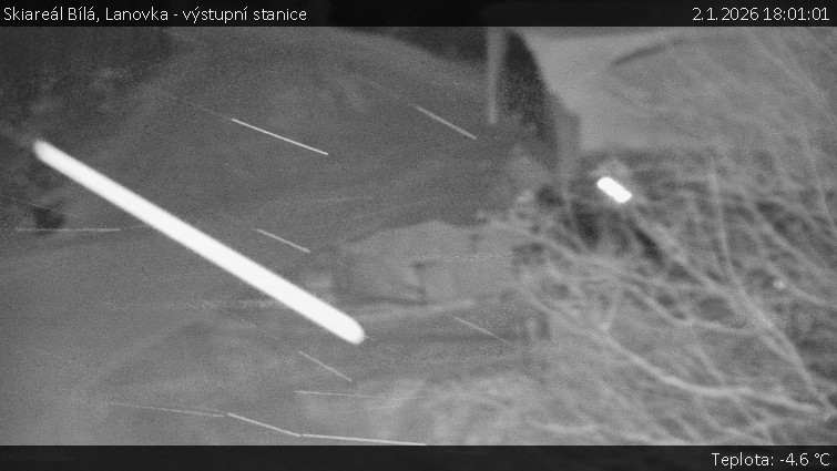 Skiareál Bílá - Lanovka - výstupní stanice - 2.1.2026 v 18:01