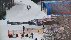 Skiareál Bílá - Lanovka - výstupní stanice - 6.2.2026 v 08:01