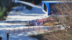 Skiareál Bílá - Lanovka - výstupní stanice - 9.3.2026 v 10:01
