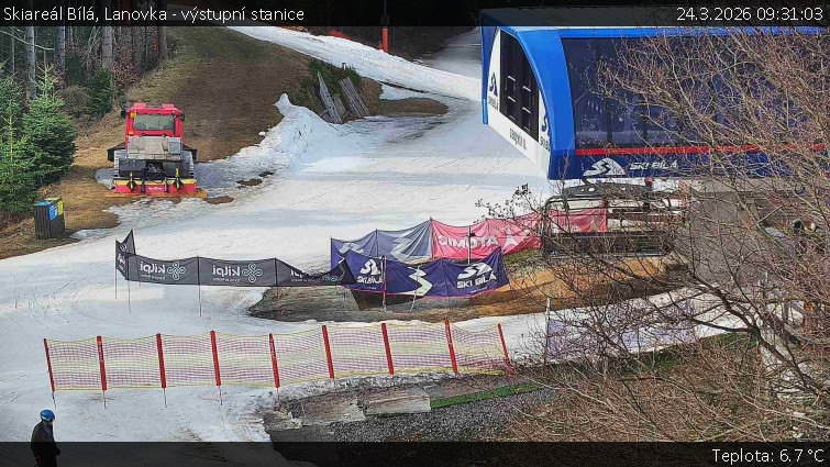 Skiareál Bílá - Lanovka - výstupní stanice - 24.3.2026 v 09:31