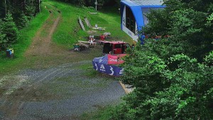 Skiareál Bílá - Lanovka - výstupní stanice - 11.6.2026 v 13:01 Skiareál Bílá - Lanovka - výstupní stanice - 11.6.2026 v 13:01