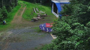 Skiareál Bílá - Lanovka - výstupní stanice - 11.6.2026 v 17:01 Skiareál Bílá - Lanovka - výstupní stanice - 11.6.2026 v 17:01