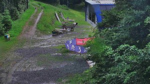Skiareál Bílá - Lanovka - výstupní stanice - 11.6.2026 v 18:01 Skiareál Bílá - Lanovka - výstupní stanice - 11.6.2026 v 18:01