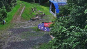 Skiareál Bílá - Lanovka - výstupní stanice - 11.6.2026 v 18:31 Skiareál Bílá - Lanovka - výstupní stanice - 11.6.2026 v 18:31