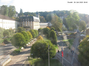 Město Jánské Lázně - Kolonáda, náměstí Svobody - 29.9.2025 v 08:45