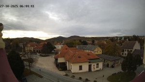 Město Buchlovice - Náměstí Svobody, Hrad Buchlov - 27.10.2025 v 06:45 Město Buchlovice - Náměstí Svobody, Hrad Buchlov - 27.10.2025 v 06:45