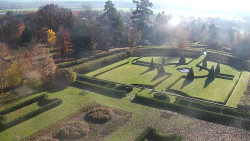 Veselíčko - zahrada u zámku