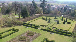 Veselíčko - zahrada u zámku