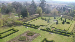 Veselíčko - zahrada u zámku