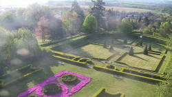 Veselíčko - zahrada u zámku