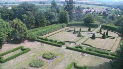 Veselíčko – Garten am Schloss