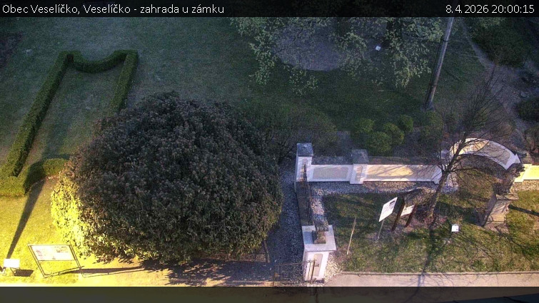 Obec Veselíčko - Veselíčko - zahrada u zámku - 8.4.2026 v 20:00