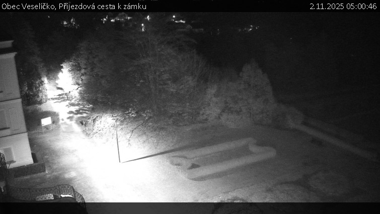 Obec Veselíčko - Příjezdová cesta k zámku - 2.11.2025 v 05:00