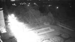 Příjezdová cesta k zámku