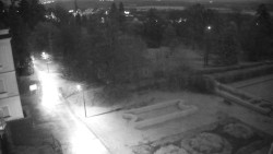 Příjezdová cesta k zámku