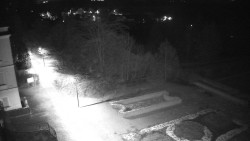 Příjezdová cesta k zámku