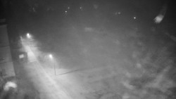 Příjezdová cesta k zámku