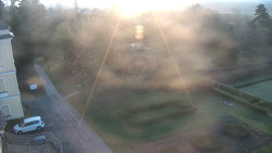 Příjezdová cesta k zámku