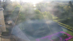 Příjezdová cesta k zámku