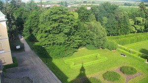 Obec Veselíčko - Příjezdová cesta k zámku - 6.6.2026 v 17:30 Obec Veselíčko - Příjezdová cesta k zámku - 6.6.2026 v 17:30
