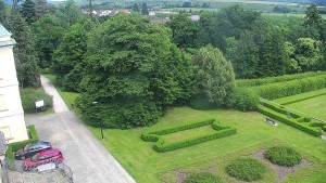 Obec Veselíčko - Příjezdová cesta k zámku - 12.6.2026 v 14:30 Obec Veselíčko - Příjezdová cesta k zámku - 12.6.2026 v 14:30