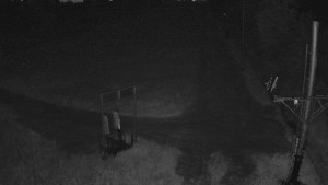 Skiareál Troják - Kamera u nástupu na vlek svah A - 15.6.2025 v 00:55
