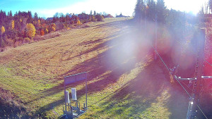 Skiareál Troják - Kamera u nástupu na vlek svah A - 31.10.2025 v 09:55 Skiareál Troják - Kamera u nástupu na vlek svah A - 31.10.2025 v 09:55