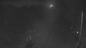 Skiareál Troják - Kamera u nástupu na vlek svah A - 4.11.2025 v 05:15 Skiareál Troják - Kamera u nástupu na vlek svah A - 4.11.2025 v 05:15