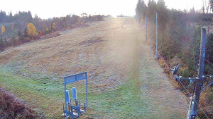 Skiareál Troják - Kamera u nástupu na vlek svah A - 4.11.2025 v 07:05 Skiareál Troják - Kamera u nástupu na vlek svah A - 4.11.2025 v 07:05