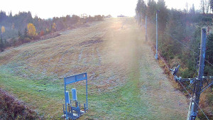 Skiareál Troják - Kamera u nástupu na vlek svah A - 4.11.2025 v 07:10 Skiareál Troják - Kamera u nástupu na vlek svah A - 4.11.2025 v 07:10