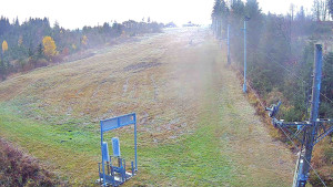 Skiareál Troják - Kamera u nástupu na vlek svah A - 4.11.2025 v 07:30 Skiareál Troják - Kamera u nástupu na vlek svah A - 4.11.2025 v 07:30