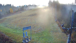 Skiareál Troják - Kamera u nástupu na vlek svah A - 4.11.2025 v 07:55 Skiareál Troják - Kamera u nástupu na vlek svah A - 4.11.2025 v 07:55