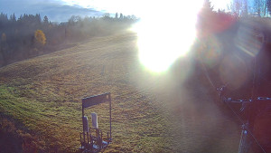 Skiareál Troják - Kamera u nástupu na vlek svah A - 4.11.2025 v 08:15 Skiareál Troják - Kamera u nástupu na vlek svah A - 4.11.2025 v 08:15