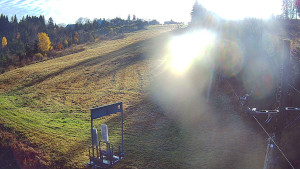 Skiareál Troják - Kamera u nástupu na vlek svah A - 4.11.2025 v 08:55 Skiareál Troják - Kamera u nástupu na vlek svah A - 4.11.2025 v 08:55