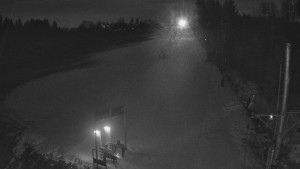 Skiareál Troják - Kamera u nástupu na vlek svah A - 5.12.2025 v 04:55