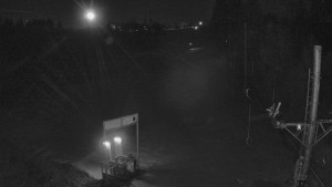 Skiareál Troják - Kamera u nástupu na vlek svah A - 13.12.2025 v 01:55 Skiareál Troják - Kamera u nástupu na vlek svah A - 13.12.2025 v 01:55