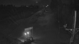 Skiareál Troják - Kamera u nástupu na vlek svah A - 13.12.2025 v 02:55 Skiareál Troják - Kamera u nástupu na vlek svah A - 13.12.2025 v 02:55