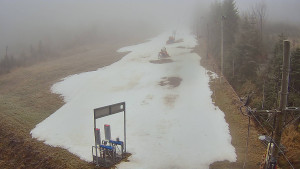 Skiareál Troják - Kamera u nástupu na vlek svah A - 13.12.2025 v 11:30 Skiareál Troják - Kamera u nástupu na vlek svah A - 13.12.2025 v 11:30