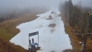 Skiareál Troják - Kamera u nástupu na vlek svah A - 19.12.2025 v 13:55