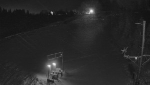 Skiareál Troják - Kamera u nástupu na vlek svah A - 30.12.2025 v 03:20