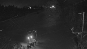 Skiareál Troják - Kamera u nástupu na vlek svah A - 30.12.2025 v 04:30